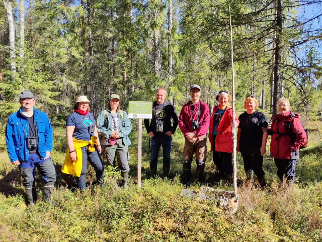 Luonnonperintösäätiö kävi tutustumassa Oulun seudun suo- ja kosteikkoluontoon. Juho Hakkarainen kirjoittaa retken tunnelmista.